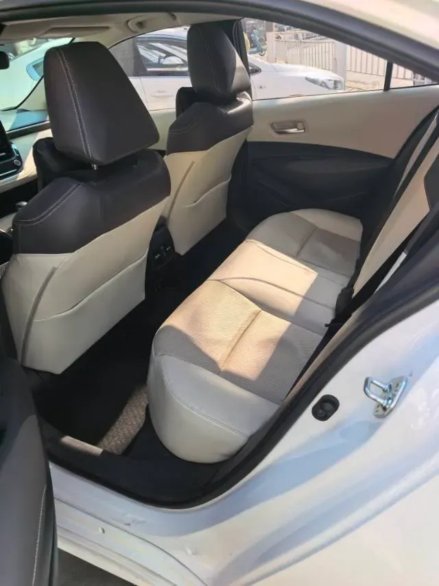 2021 Toyota Corolla 1.2T 116HP L4 CVT,autocango,china used car exporter,china ev exporter,chinese used car exporter,chinese used ev exporter
