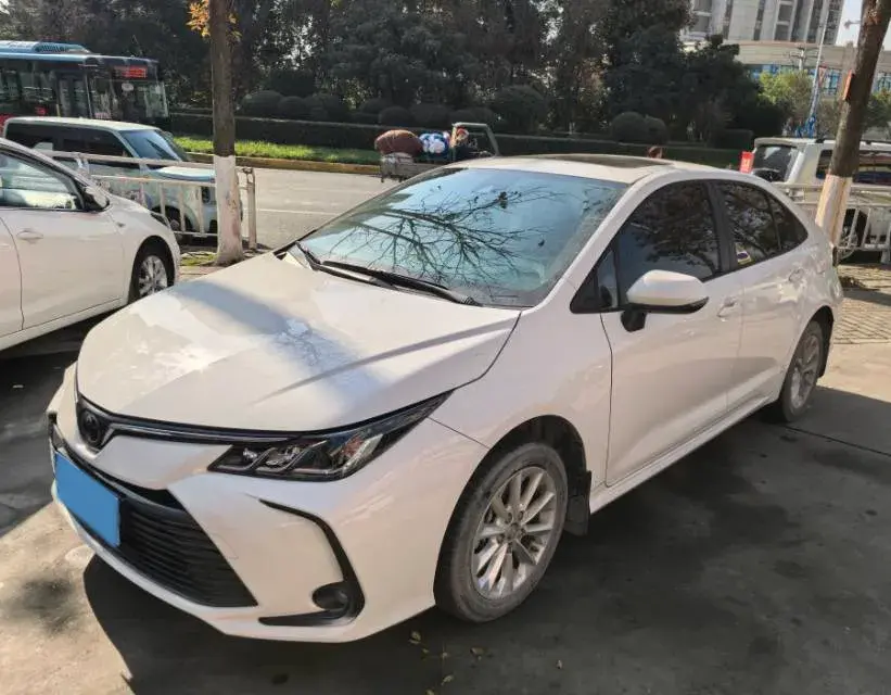 2021 Toyota Corolla 1.2T 116HP L4 CVT