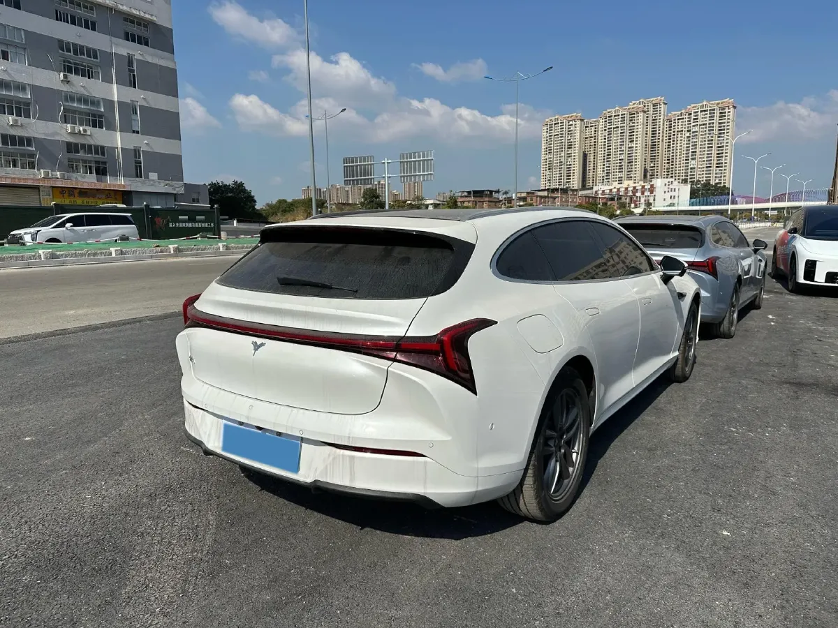 2024 Neta S 1.5L 95HP L4 REEV 43.88KWH,autocango,china used car exporter,china ev exporter,chinese used car exporter,chinese used ev exporter