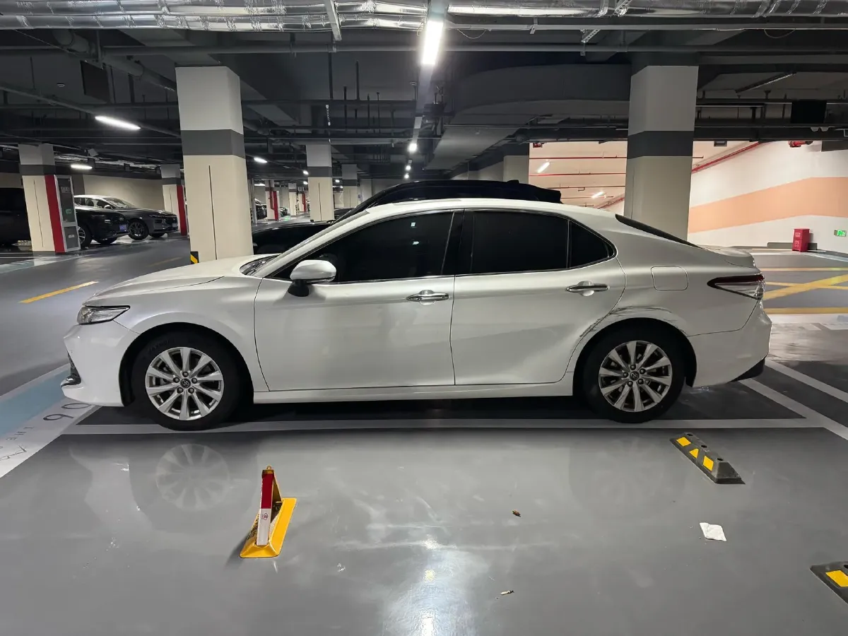 2019 Toyota Camry 2.0L 178HP L4 CVT,autocango,china used car exporter,china ev exporter,chinese used car exporter,chinese used ev exporter