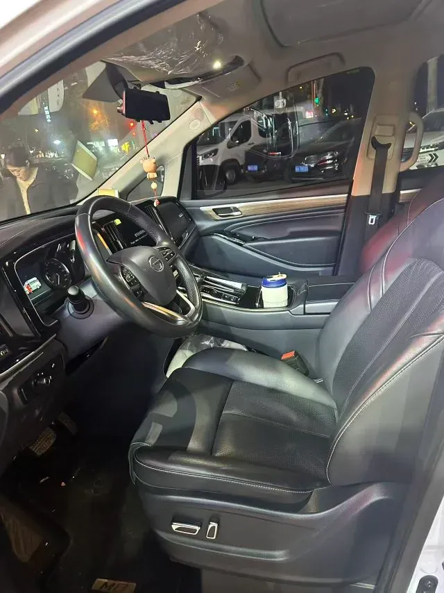 2021 GAC Trumpchi M8 2.0T 252HP L4 8AT,autocango,china used car exporter,china ev exporter,chinese used car exporter,chinese used ev exporter