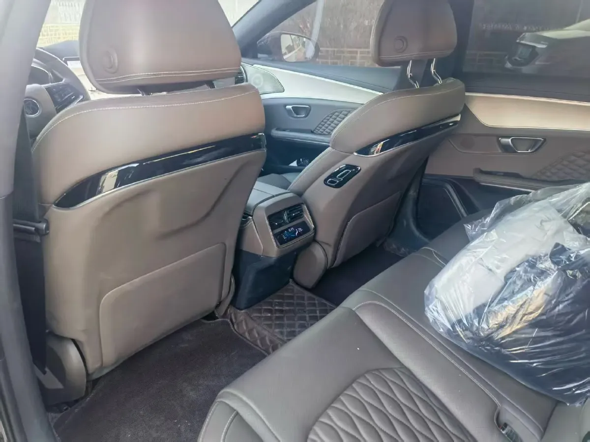 2024 BYD Han BEV 60.48KWH,autocango,china used car exporter,china ev exporter,chinese used car exporter,chinese used ev exporter