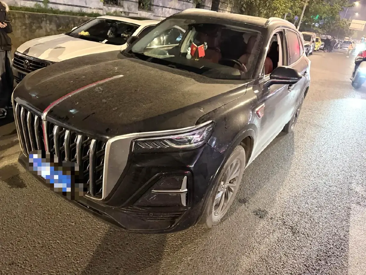 2023 HongQi HS5 2.0T 252HP L4 8AT