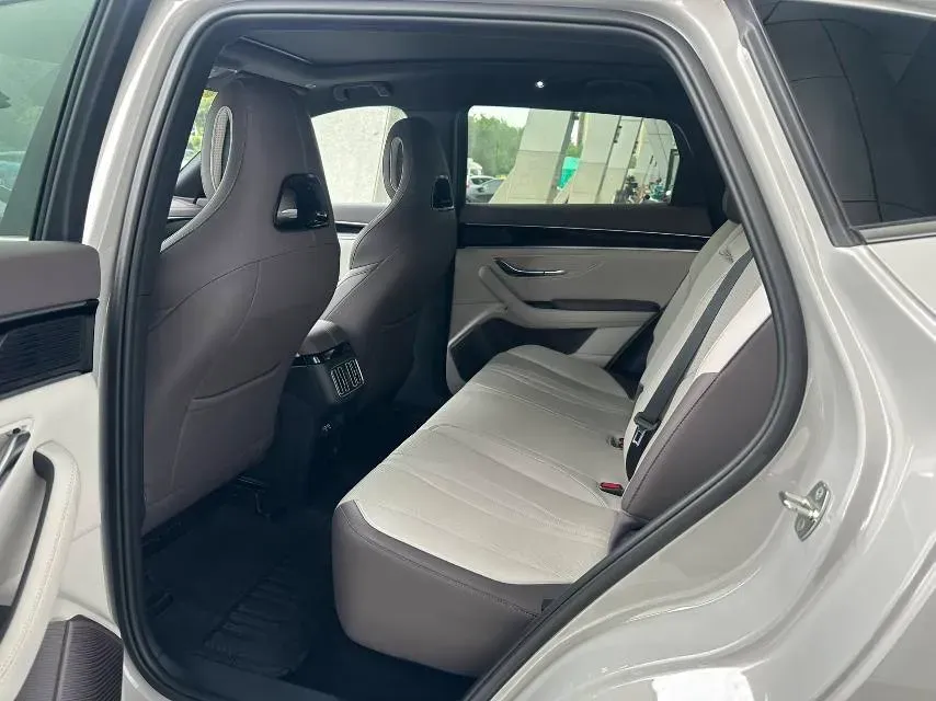 2025 BYD Song Plus 1.5L 101HP L4 E-CVT PHEV 18.3KWH,autocango,china used car exporter,china ev exporter,chinese used car exporter,chinese used ev exporter