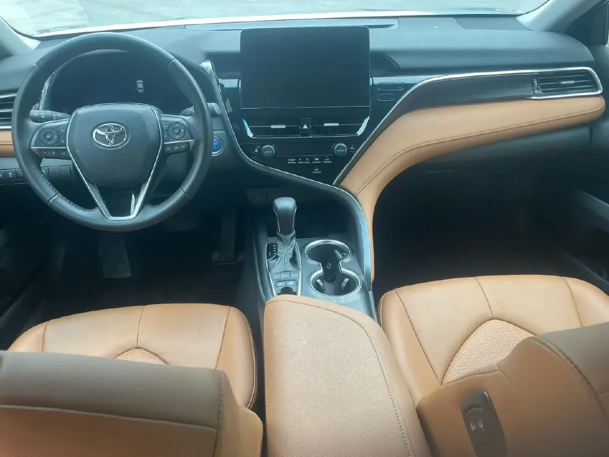 2023 Toyota Camry 2.5L 178HP L4 E-CVT Hybrid,autocango,china used car exporter,china ev exporter,chinese used car exporter,chinese used ev exporter