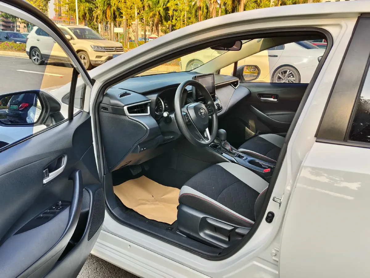 2022 Toyota Corolla 1.2T 116HP L4 CVT,autocango,china used car exporter,china ev exporter,chinese used car exporter,chinese used ev exporter