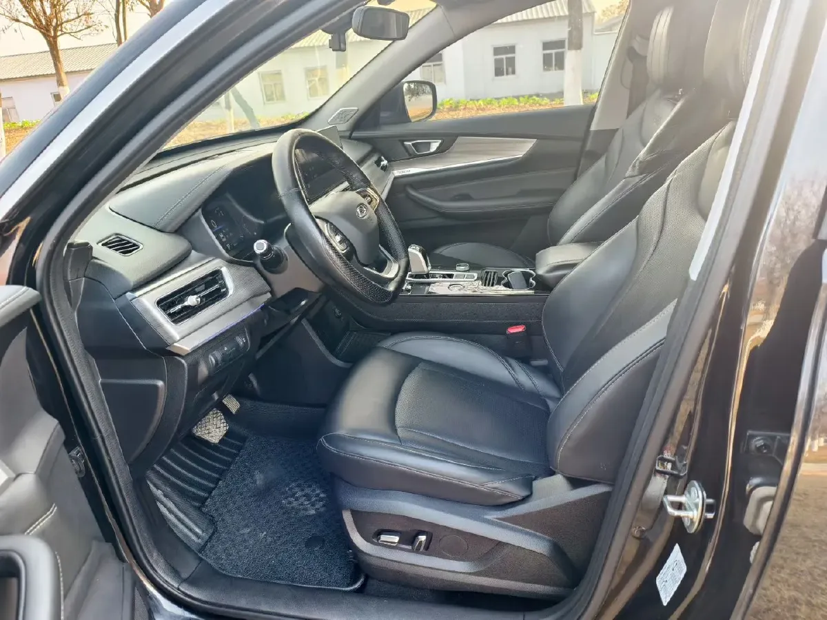 2021 Chery Tiggo 8 1.6T 197HP L4 7DCT,autocango,china used car exporter,china ev exporter,chinese used car exporter,chinese used ev exporter