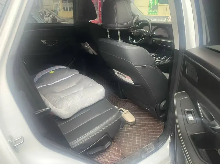 2022 Jetour X90 2.0T 254HP L4 7DCT,autocango,china used car exporter,china ev exporter,chinese used car exporter,chinese used ev exporter