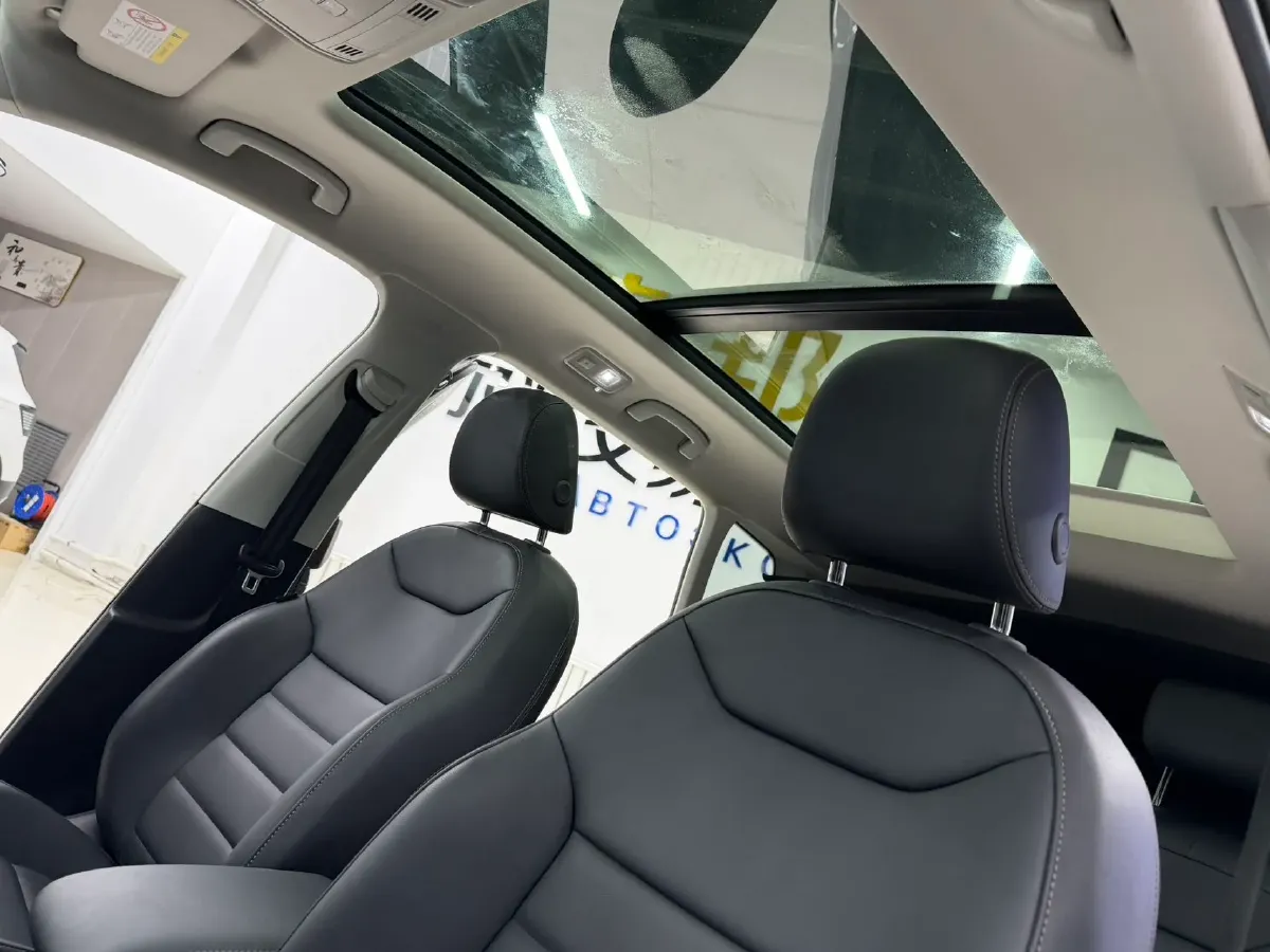 2022 Ford Transit 2.0T 202HP L4 6AT,autocango,china used car exporter,china ev exporter,chinese used car exporter,chinese used ev exporter