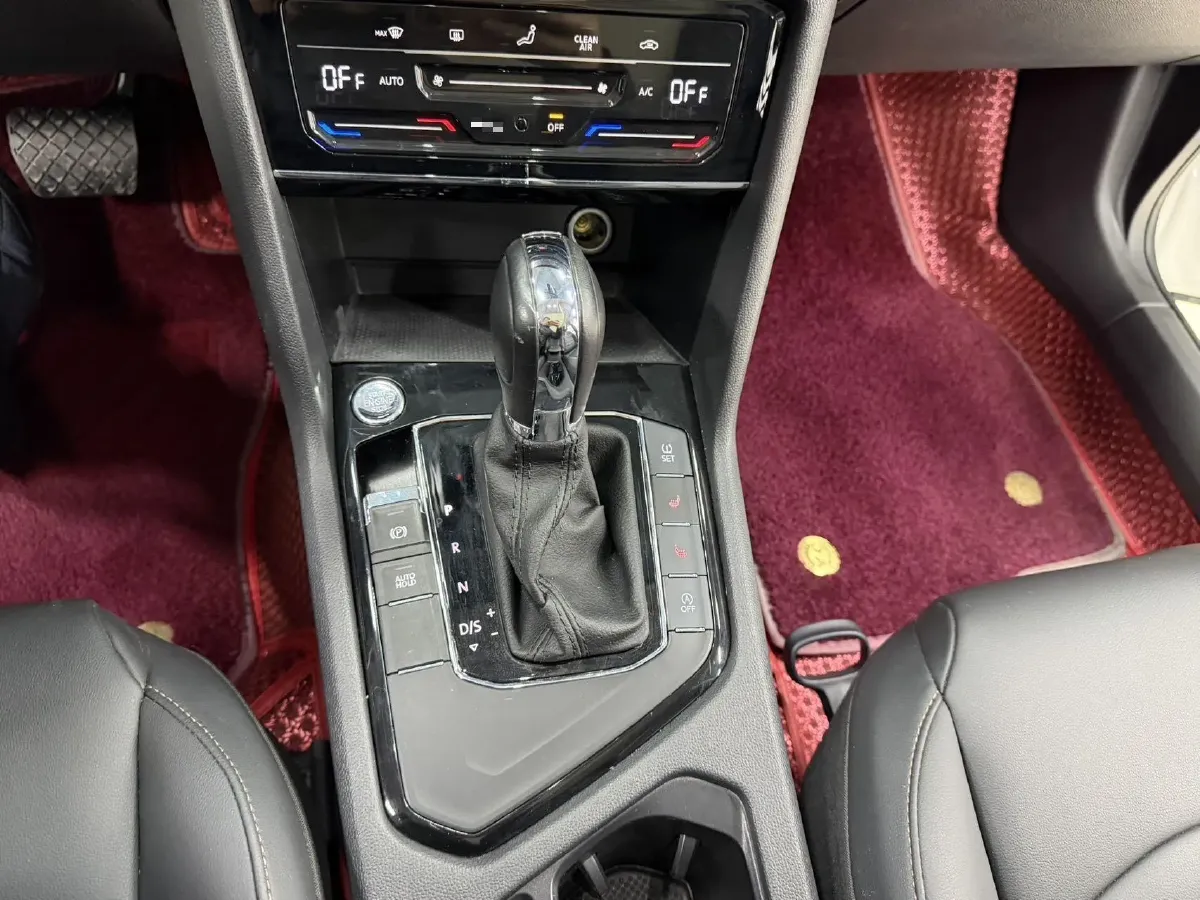 2022 Ford Transit 2.0T 202HP L4 6AT,autocango,china used car exporter,china ev exporter,chinese used car exporter,chinese used ev exporter