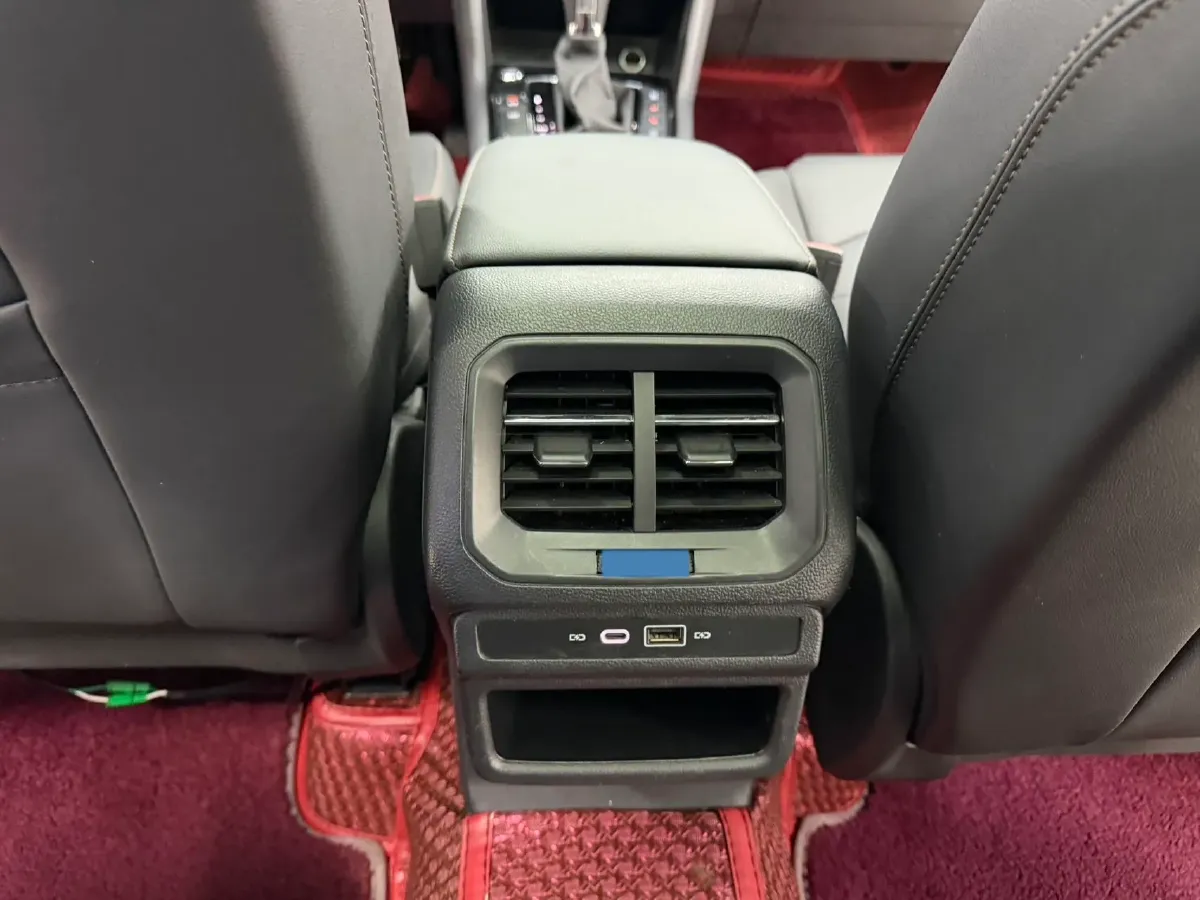 2022 Ford Transit 2.0T 202HP L4 6AT,autocango,china used car exporter,china ev exporter,chinese used car exporter,chinese used ev exporter