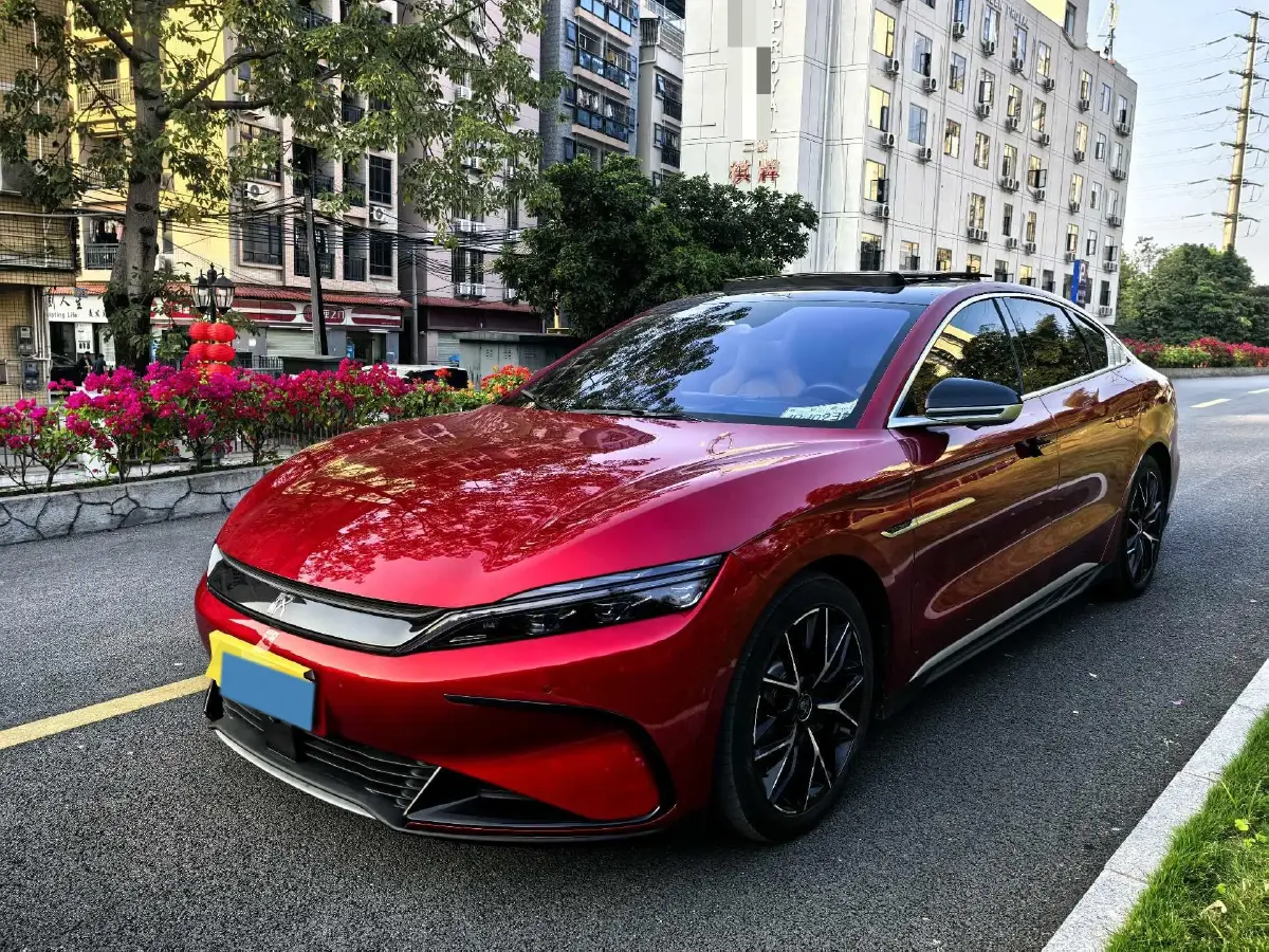 2022 Toyota Highlander 2.5L 192HP L4 E-CVT Hybrid