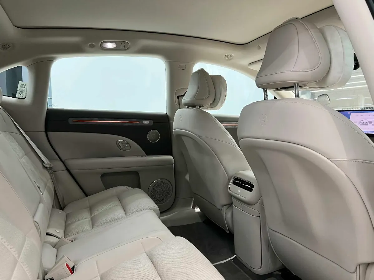 2026 IM LS6 REEV 155HP REEV,autocango,china used car exporter,china ev exporter,chinese used car exporter,chinese used ev exporter