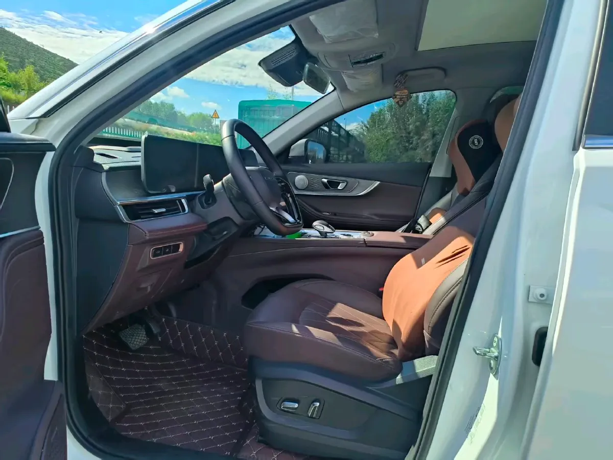 2022 Chery Tiggo 8 PRO 1.6T 197HP L4 7DCT,autocango,china used car exporter,china ev exporter,chinese used car exporter,chinese used ev exporter