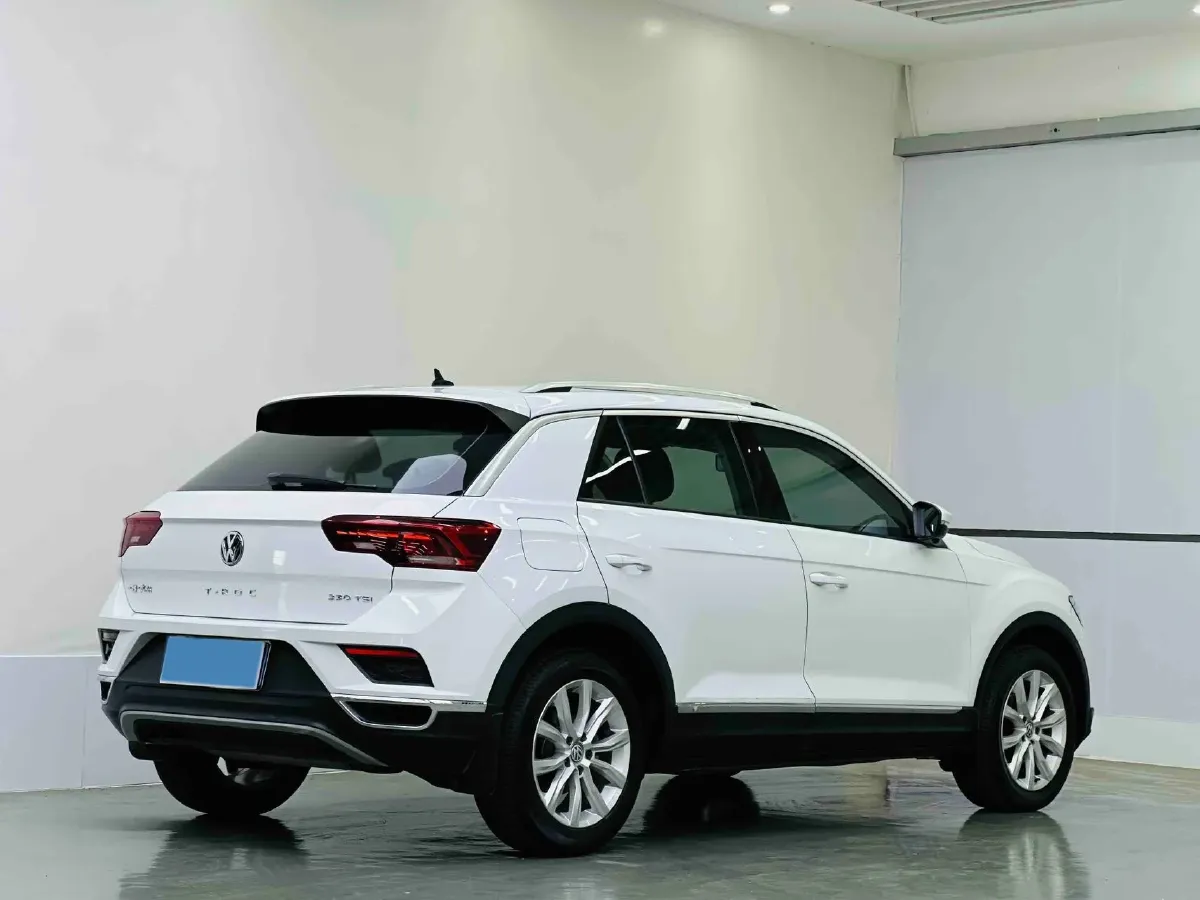 2020 Volkswagen T-Roc 1.4T 131HP L4 7DCT,autocango,china used car exporter,china ev exporter,chinese used car exporter,chinese used ev exporter