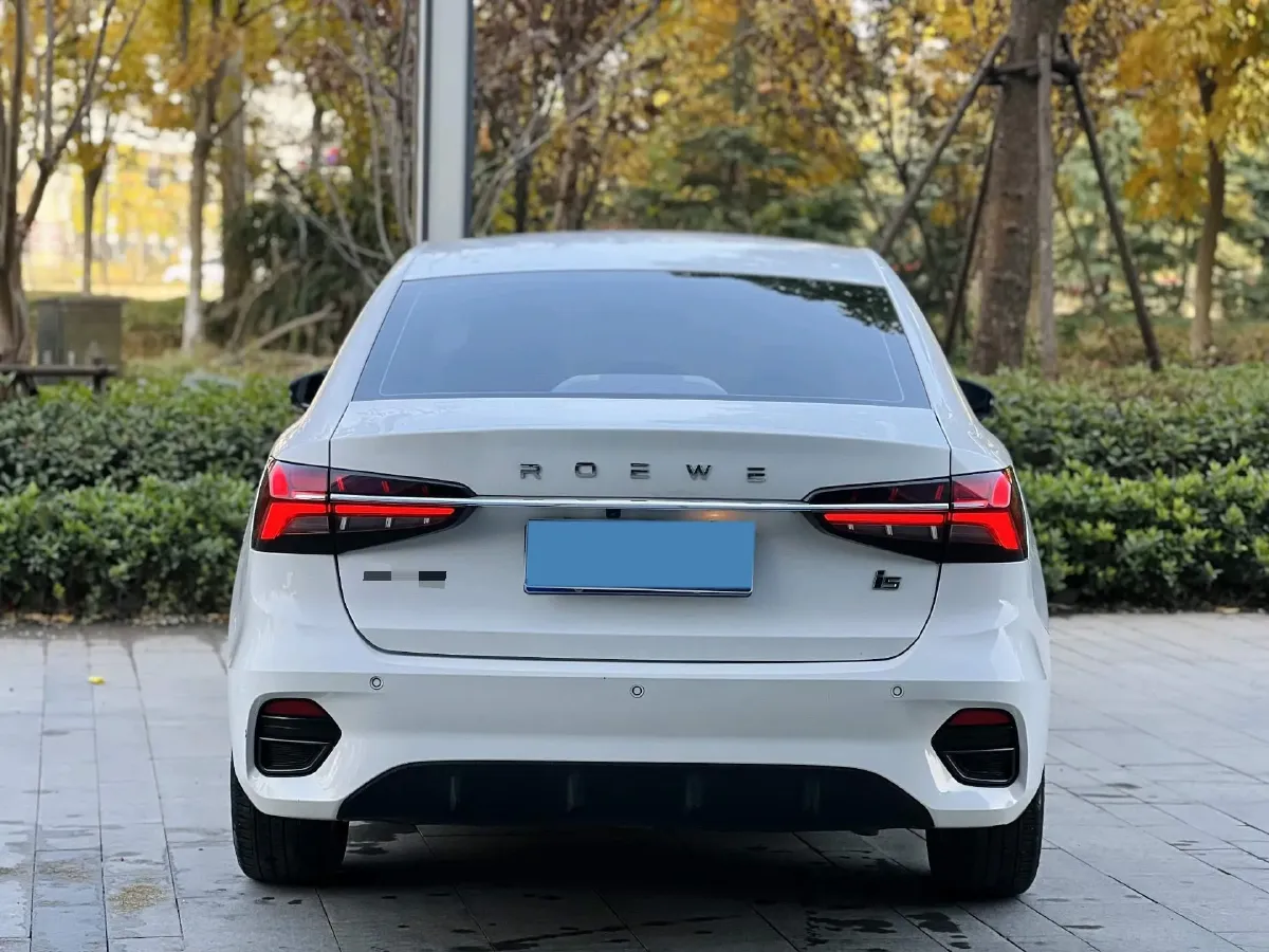 2021 Roewe i5 1.5L 120HP L4 CVT,autocango,china used car exporter,china ev exporter,chinese used car exporter,chinese used ev exporter