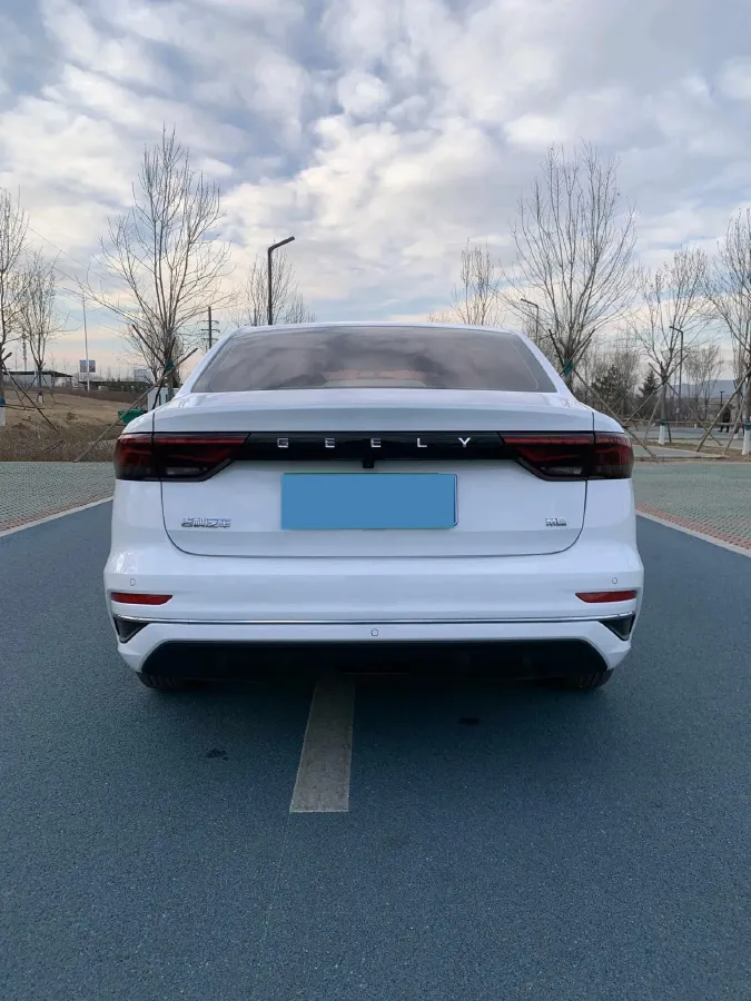 2023 Geely Emgrand 1.5L 127HP L4 CVT,autocango,china used car exporter,china ev exporter,chinese used car exporter,chinese used ev exporter