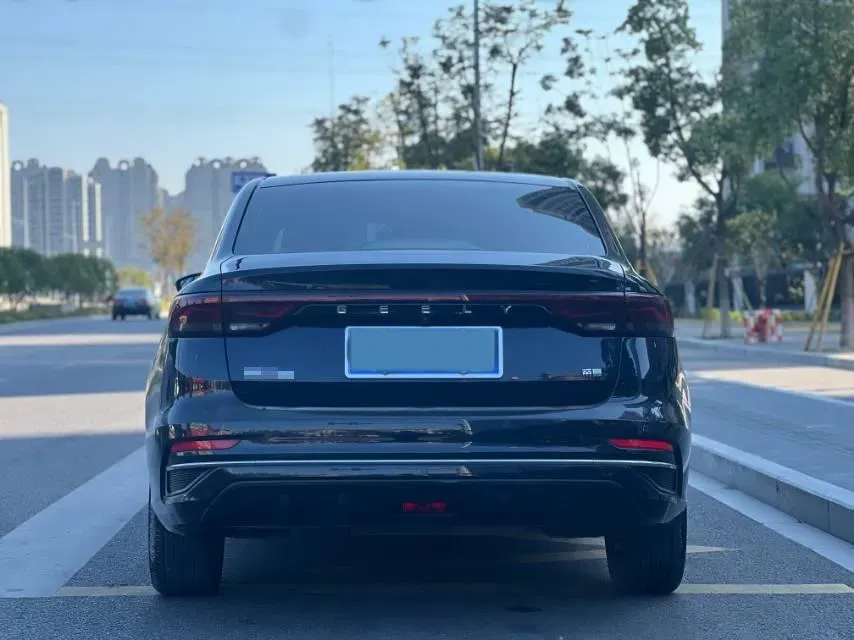 2022 Geely Emgrand 1.5L 114HP L4 CVT,autocango,china used car exporter,china ev exporter,chinese used car exporter,chinese used ev exporter