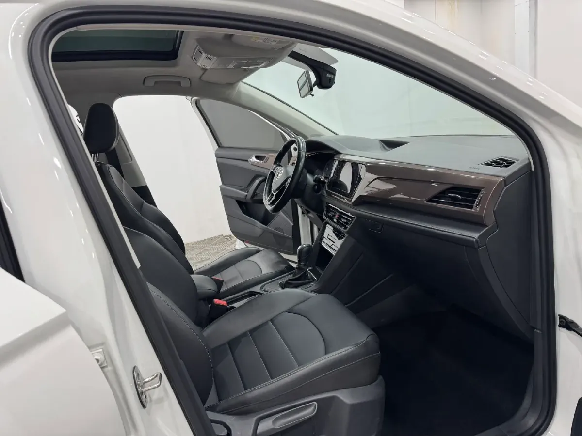 2021 Volkswagen Tharu 1.4T 150HP L4 7DCT,autocango,china used car exporter,china ev exporter,chinese used car exporter,chinese used ev exporter