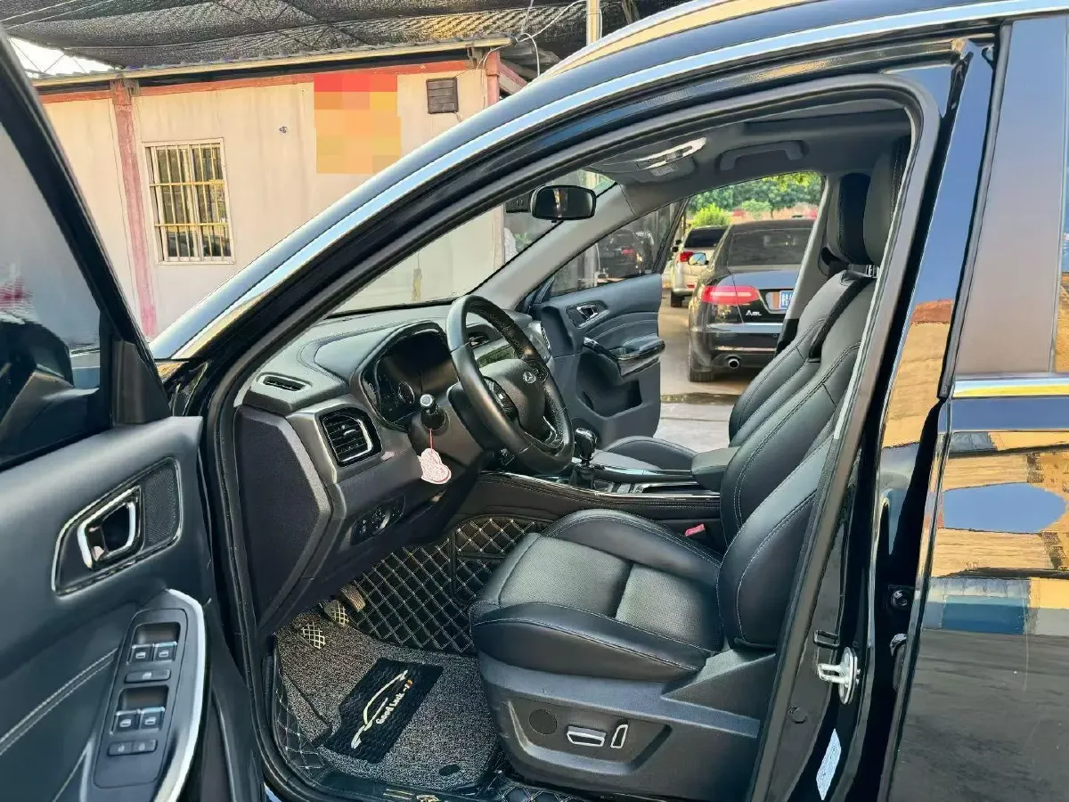 2018 Chery Tiggo 8 1.5T 147HP L4 6MT,autocango,china used car exporter,china ev exporter,chinese used car exporter,chinese used ev exporter