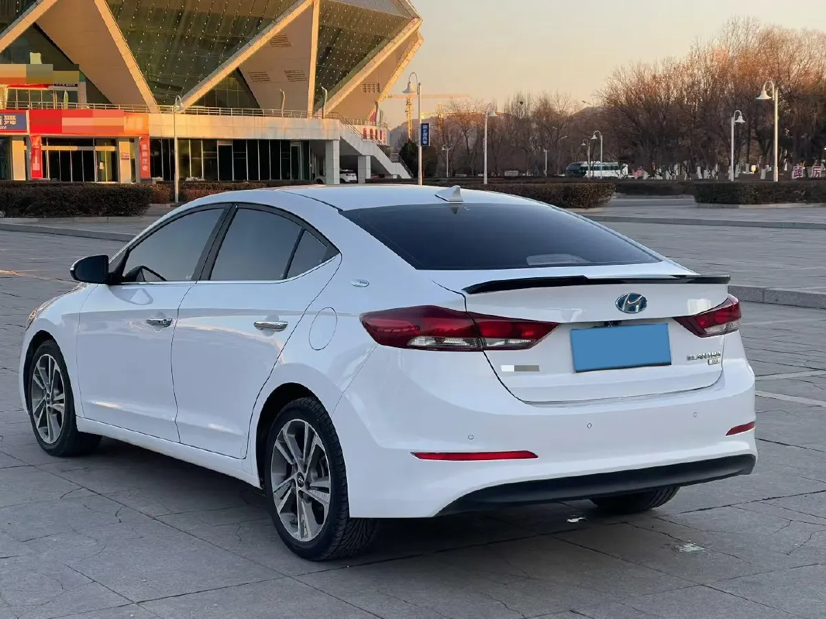 2016 Hyundai Elantra 1.6L 130HP L4 6AT,autocango,china used car exporter,china ev exporter,chinese used car exporter,chinese used ev exporter