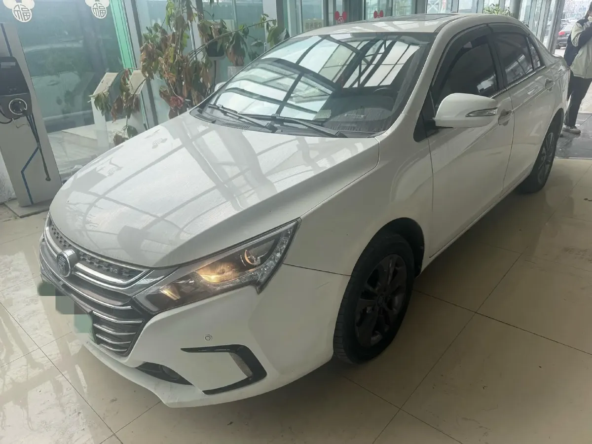 2017 BYD Qin 1.5T 154HP L4 6DCT PHEV 15.2KWH,autocango,china used car exporter,china ev exporter,chinese used car exporter,chinese used ev exporter