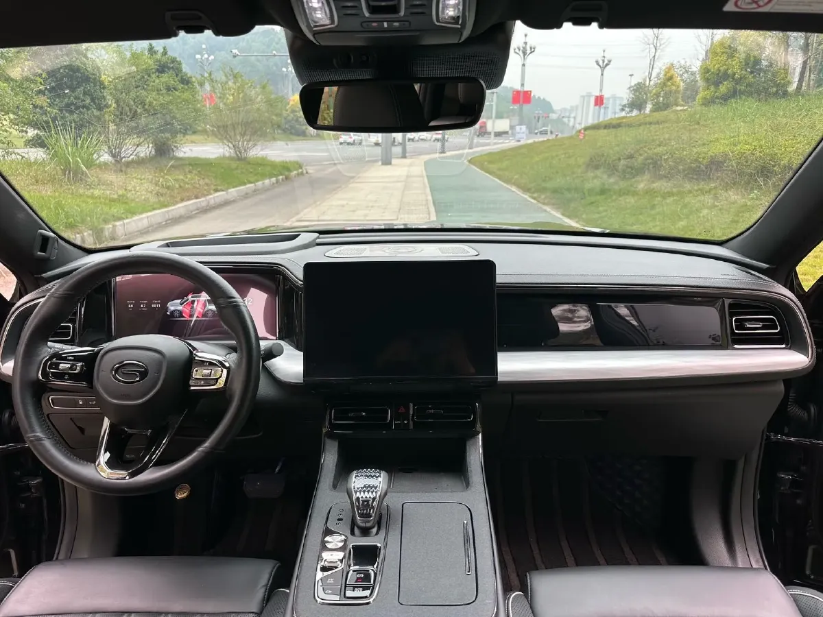 2022 GAC Trumpchi GS8 2.0T 190HP L4 E-CVT Hybrid,autocango,china used car exporter,china ev exporter,chinese used car exporter,chinese used ev exporter