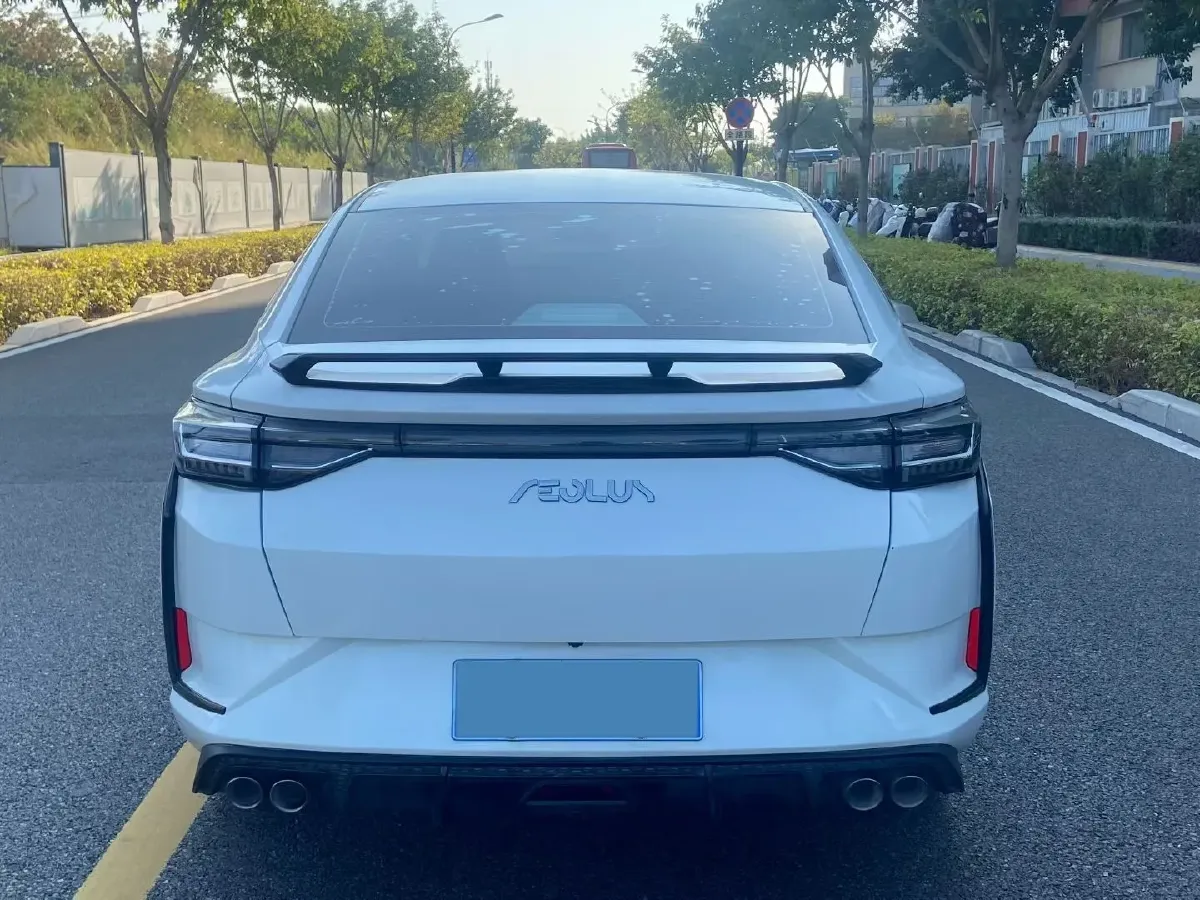 2023 DongFeng Aeolus YiXuan 1.5L 125HP L4 6DCT,autocango,china used car exporter,china ev exporter,chinese used car exporter,chinese used ev exporter