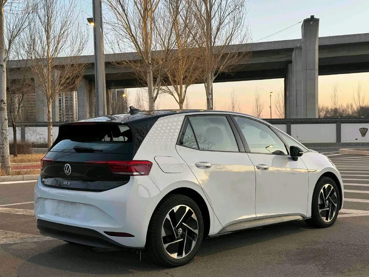 2023 Volkswagen ID.3 BEV 52.8KWH,autocango,china used car exporter,china ev exporter,chinese used car exporter,chinese used ev exporter