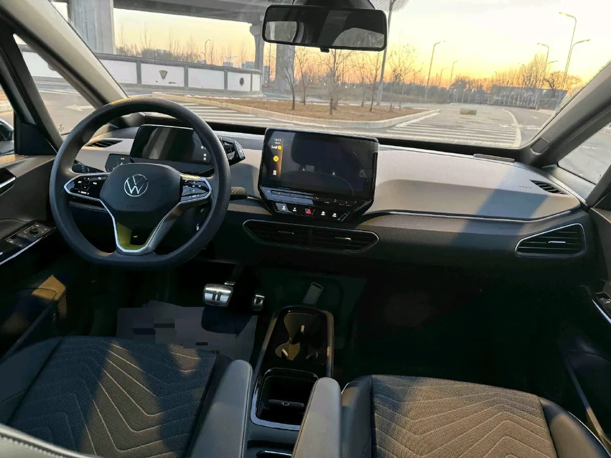 2023 Volkswagen ID.3 BEV 52.8KWH,autocango,china used car exporter,china ev exporter,chinese used car exporter,chinese used ev exporter