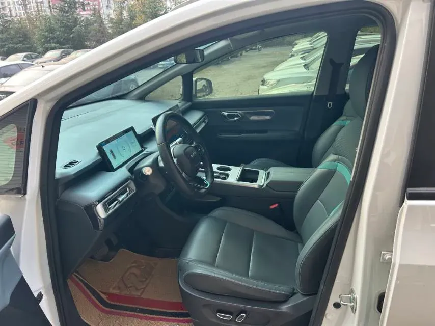 2023 GAC Trumpchi GS4 1.5T 177HP L4 6AT,autocango,china used car exporter,china ev exporter,chinese used car exporter,chinese used ev exporter