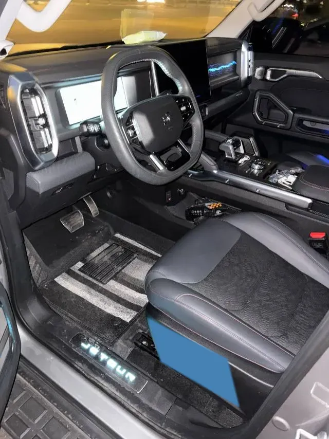 2023 Jetour Traveller 2.0T 254HP L4 7DCT,autocango,china used car exporter,china ev exporter,chinese used car exporter,chinese used ev exporter