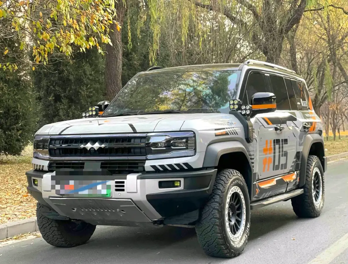 2025 FangChengBao Bao 5 1.5T 194HP L4 E-CVT PHEV 31.8KWH