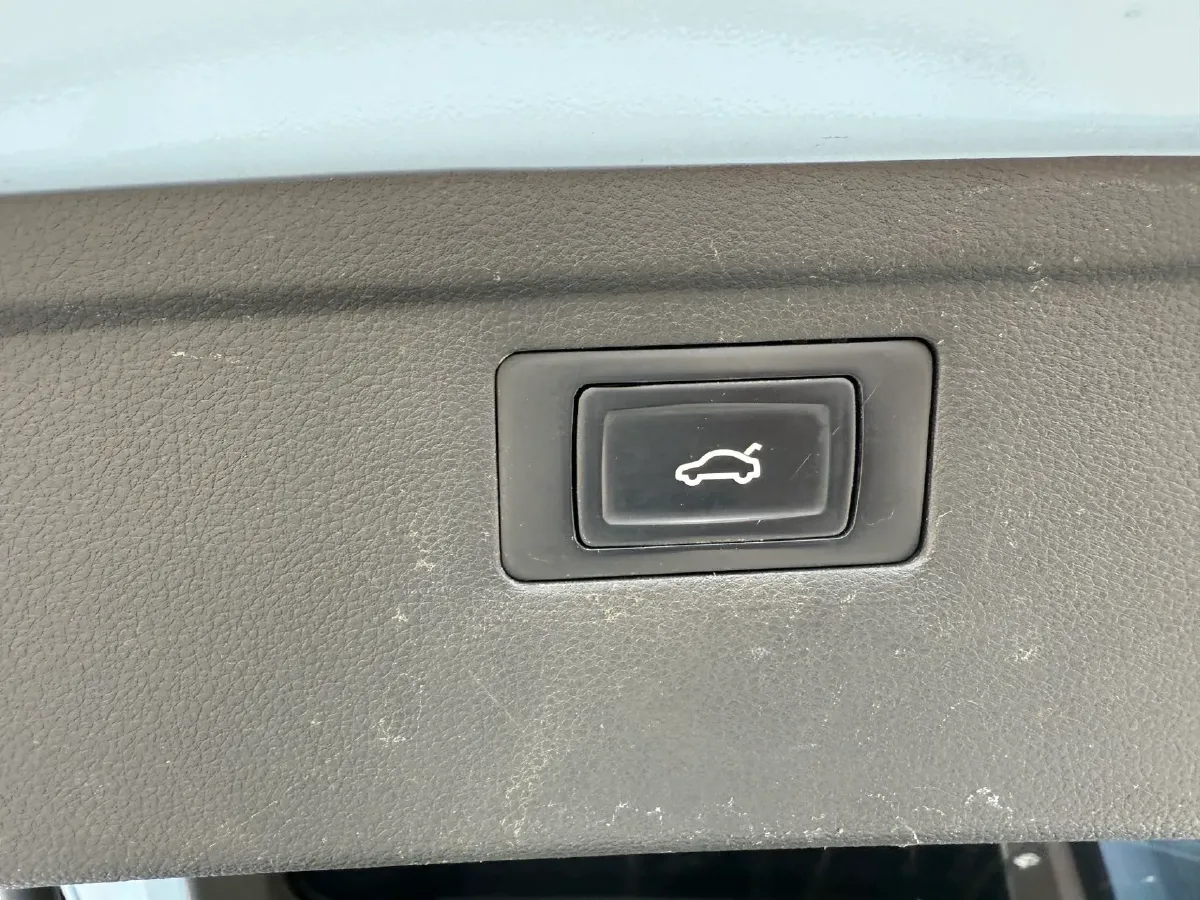 2023 Jetour DASHING i-DM 1.5T 156HP L4 3DHT PHEV 19.27KWH,autocango,china used car exporter,china ev exporter,chinese used car exporter,chinese used ev exporter