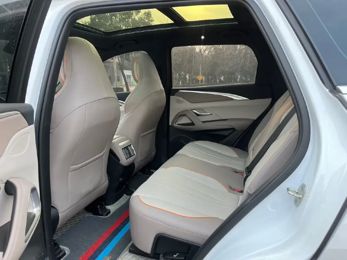 2024 BYD Song Pro 1.5L 110HP L4 E-CVT PHEV 18.3KWH,autocango,china used car exporter,china ev exporter,chinese used car exporter,chinese used ev exporter