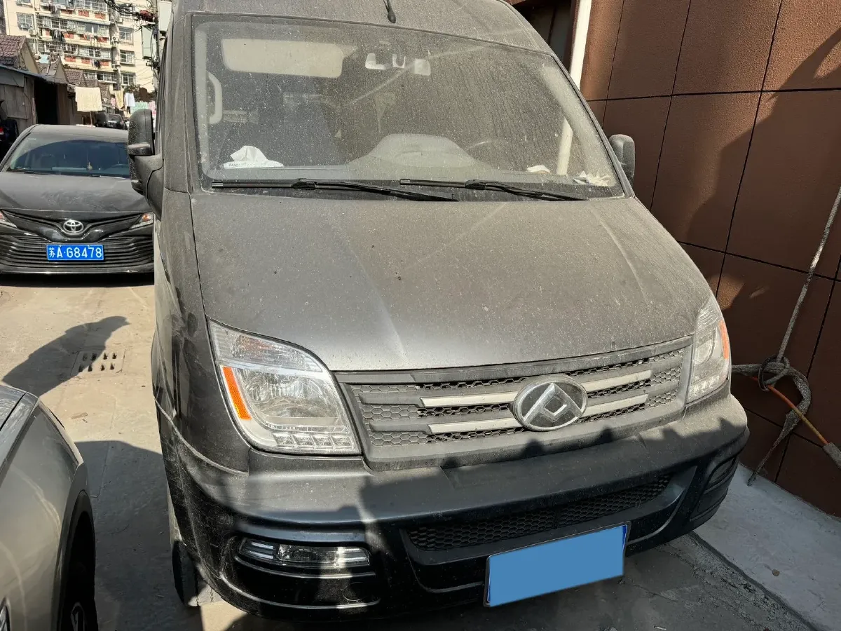 2021 MAXUS XinTu V80 2.0T 127HP L4 6MT,autocango,china used car exporter,china ev exporter,chinese used car exporter,chinese used ev exporter