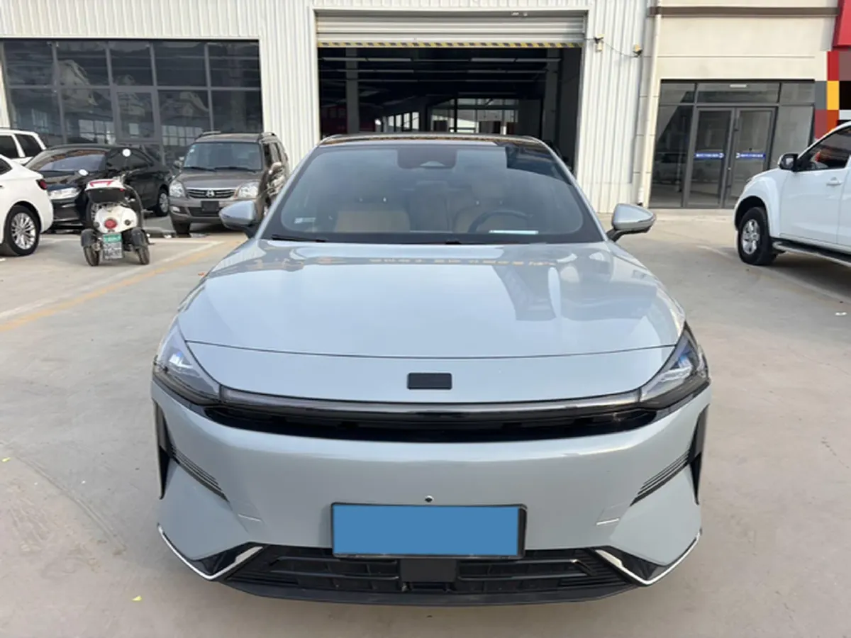2023 Geely Galaxy L6 1.5T 163HP L4 3DHT PHEV,autocango,china used car exporter,china ev exporter,chinese used car exporter,chinese used ev exporter