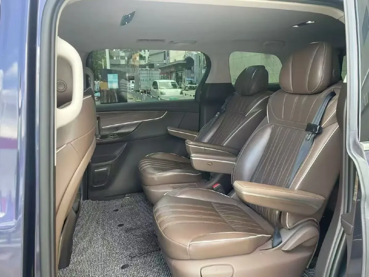 2022 Roewe iMAX8 BEV 90KWH,autocango,china used car exporter,china ev exporter,chinese used car exporter,chinese used ev exporter