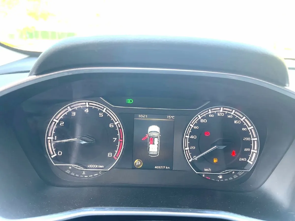 2021 Geely Coolray 1.4T 141HP L4 6DCT,autocango,china used car exporter,china ev exporter,chinese used car exporter,chinese used ev exporter