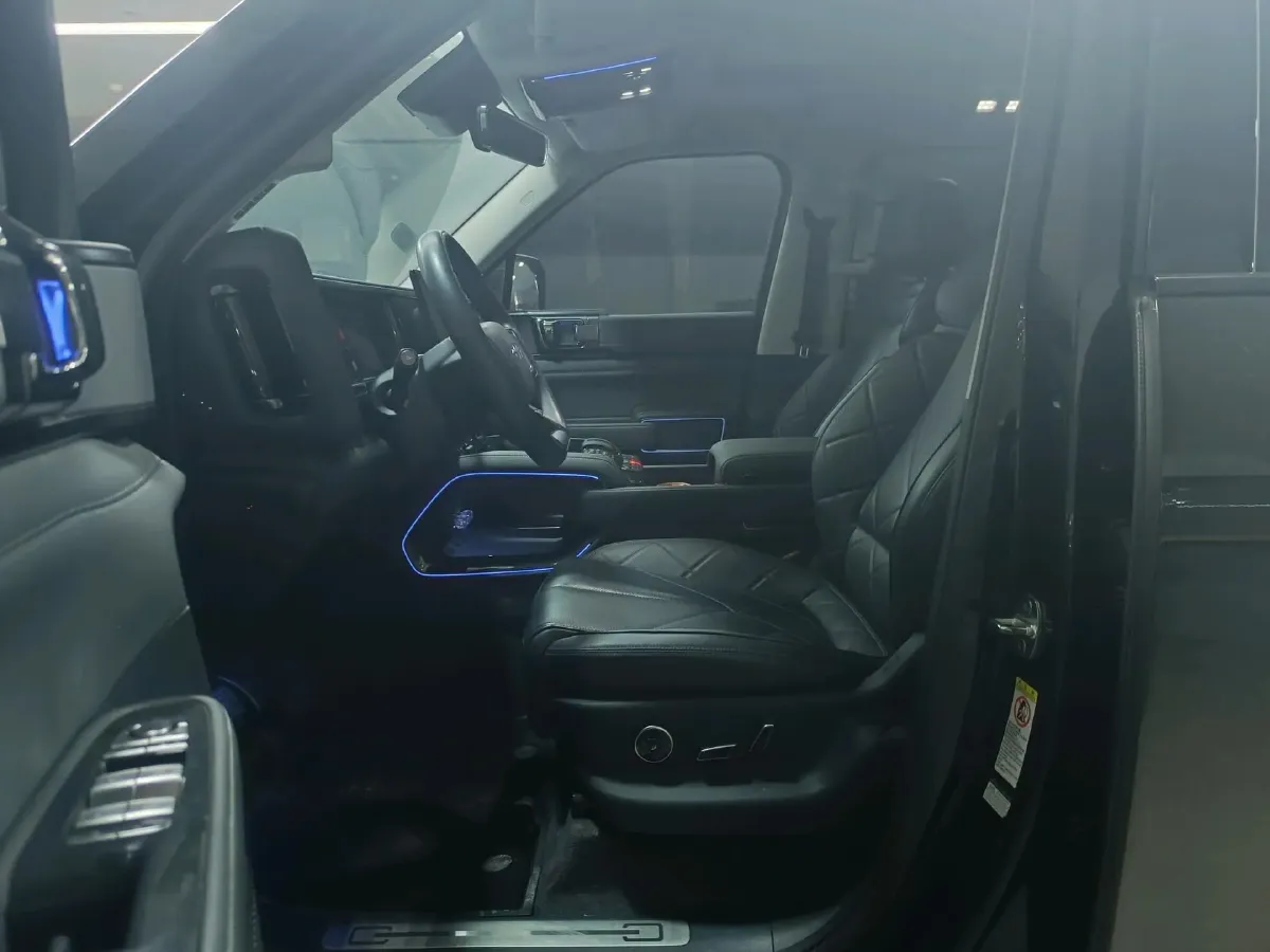 2023 FangChengBao Bao 5 1.5T 194HP L4 E-CVT PHEV 31.8KWH,autocango,china used car exporter,china ev exporter,chinese used car exporter,chinese used ev exporter