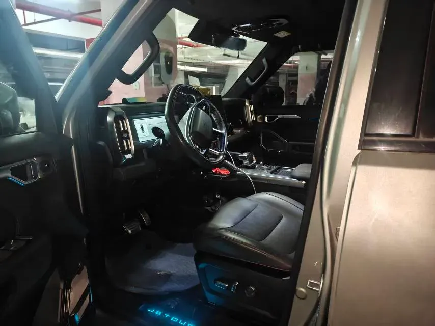 2024 Jetour ShanHai TravellerC-DM 1.5T 156HP L4 3DHT PHEV 43.24KWH,autocango,china used car exporter,china ev exporter,chinese used car exporter,chinese used ev exporter