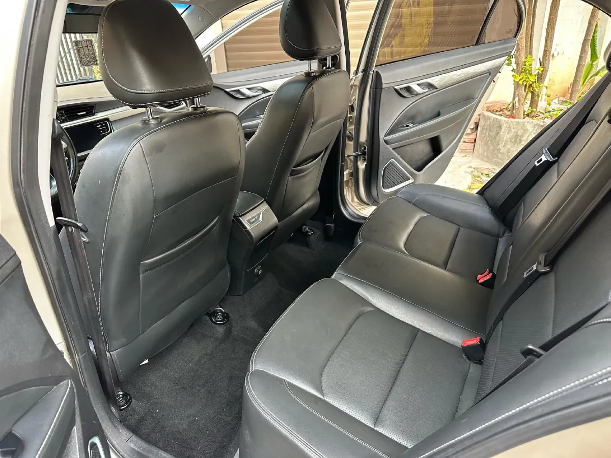 2018 Geely Emgrand 1.5L 109HP L4 CVT,autocango,china used car exporter,china ev exporter,chinese used car exporter,chinese used ev exporter