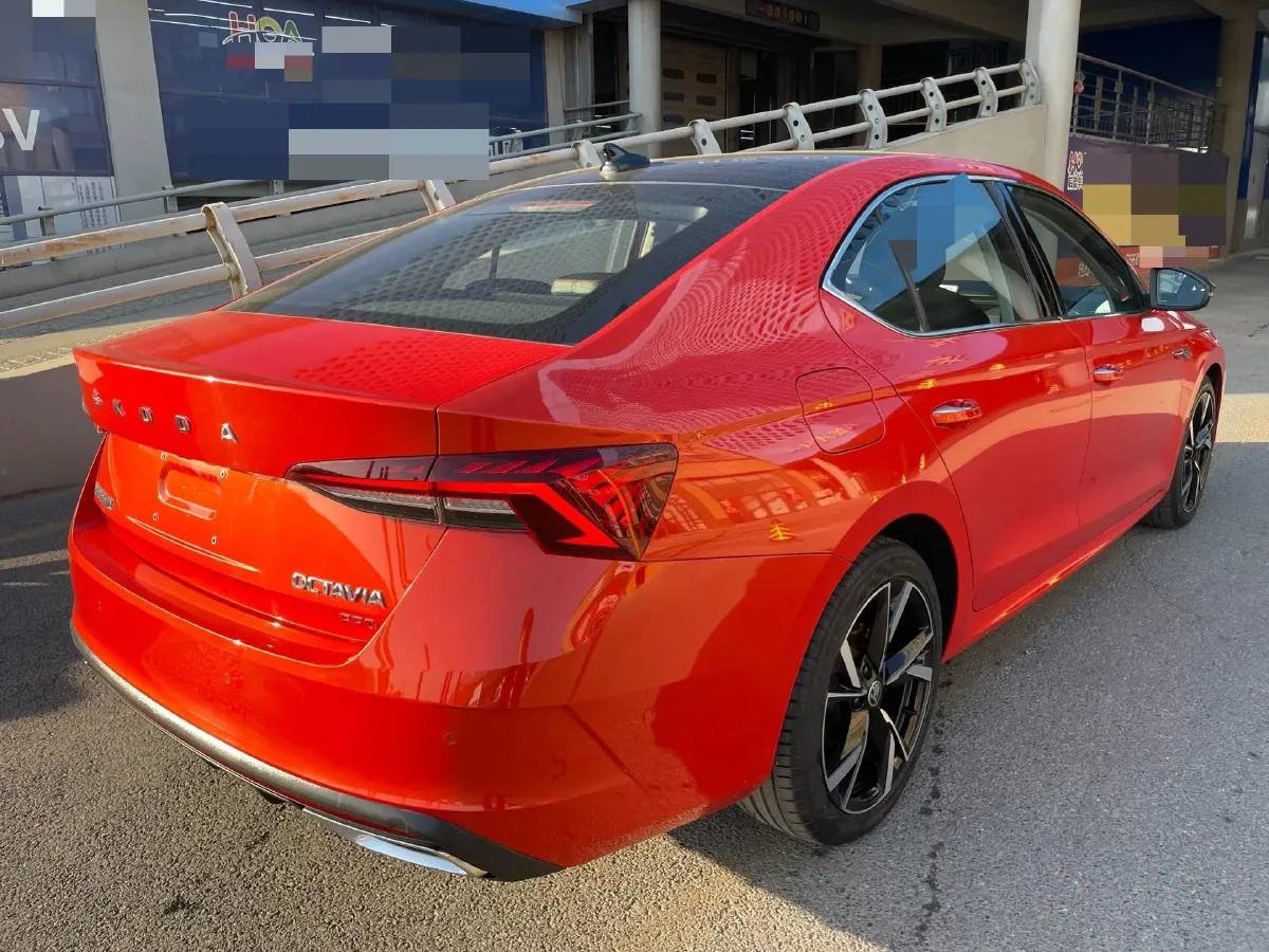 2021 Skoda Octavia 1.4T 150HP L4 7DCT,autocango,china used car exporter,china ev exporter,chinese used car exporter,chinese used ev exporter