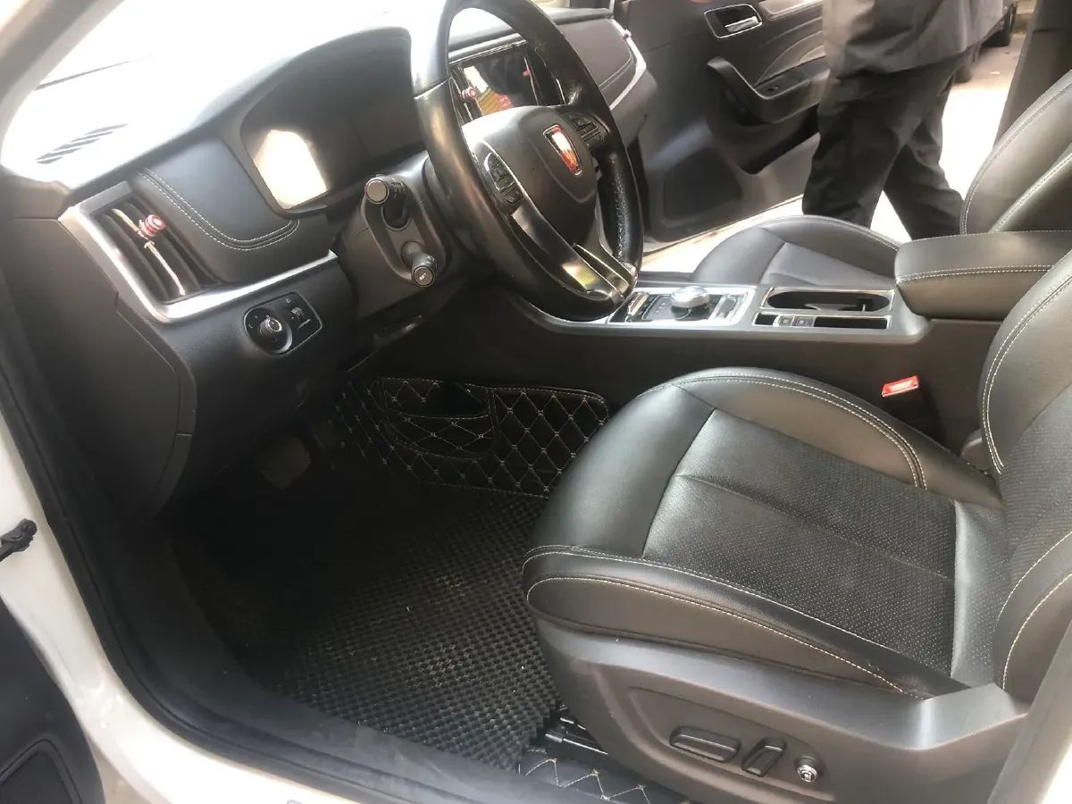 2017 Roewe i6 1.0T 125HP L3 2AT PHEV,autocango,china used car exporter,china ev exporter,chinese used car exporter,chinese used ev exporter