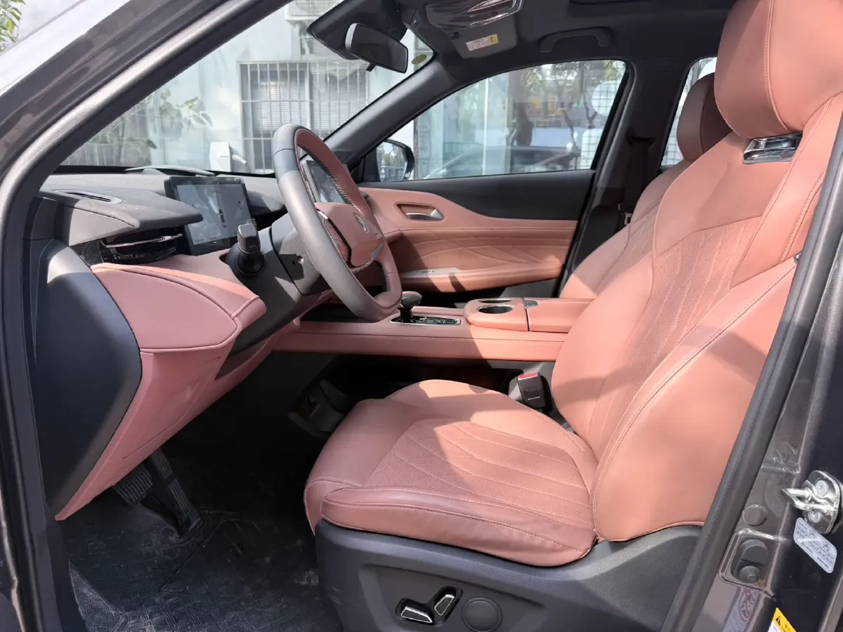 2024 ChangAn UNI-Z 1.5L 98HP L4 E-CVT PHEV 18.4KWH,autocango,china used car exporter,china ev exporter,chinese used car exporter,chinese used ev exporter