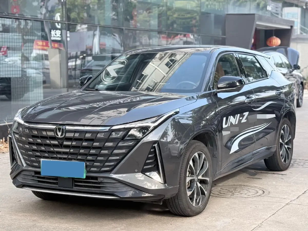 2024 ChangAn UNI-Z 1.5L 98HP L4 E-CVT PHEV 18.4KWH,autocango,china used car exporter,china ev exporter,chinese used car exporter,chinese used ev exporter