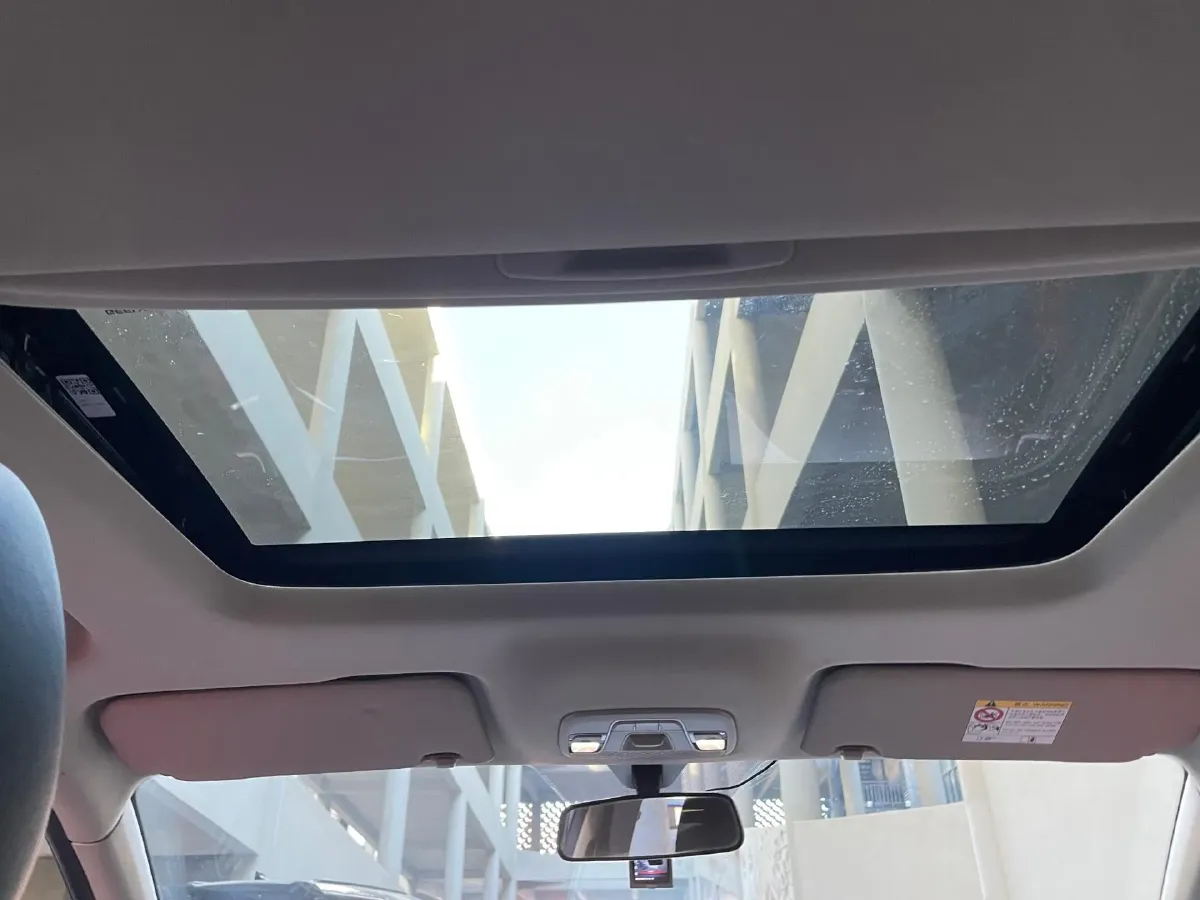 2021 Geely Coolray 1.4T 141HP L4 6DCT,autocango,china used car exporter,china ev exporter,chinese used car exporter,chinese used ev exporter