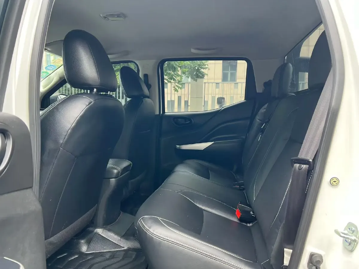 2020 Dongfeng RuiQi 6 2.4L 158HP L4 5MT,autocango,china used car exporter,china ev exporter,chinese used car exporter,chinese used ev exporter