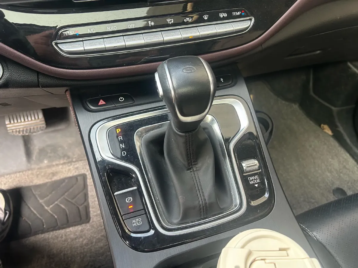 2021 GAC Trumpchi M6 1.5T 169HP L4 7DCT,autocango,china used car exporter,china ev exporter,chinese used car exporter,chinese used ev exporter