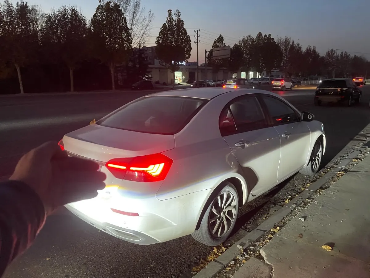 2021 Geely Emgrand 1.5L 109HP L4 CVT,autocango,china used car exporter,china ev exporter,chinese used car exporter,chinese used ev exporter